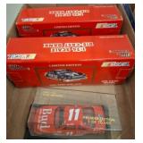 1:24 Scale Die-Cast NASCAR Banks and Car Model