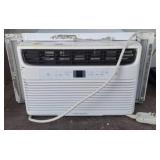 Window-Mounted 8,000 BTU Air Conditioner c2