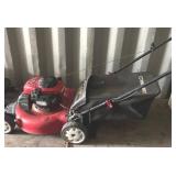 Troy-Bilt Push Lawn Mower with 21-Inch Deck c4