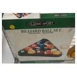 Classic Sport Billiard Ball Set with Triangle