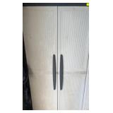 Black & Decker Plastic Storage Cabinet 34x18x70