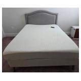 Queen Size Sleep Number Mattress and Bernhardt Bed