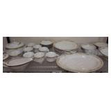 Signature Collection Select Fine China Set