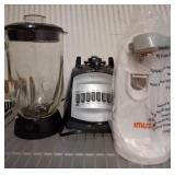Black & Decker Blender and IMUSA Can Opener