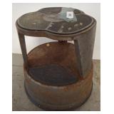 Metal Rolling Step Stool With Rubber Treads