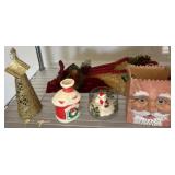 Christmas Dï¿½cor and Ornaments Assortment