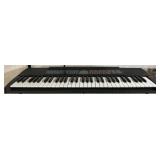Yamaha PSS-470 Portable Keyboard with Built-In Spe