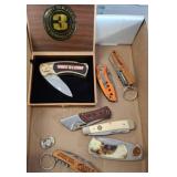 Pocket Knives With Boxed Tribute Knife