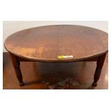 Round Wood coffee ï¿½Table with Turned Legs