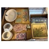 Decorative Plates, Tiles, and Accessories