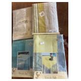 Four Vent du Sud Cotton Tablecloths