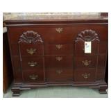 Mahogany Chest of Drawers with Shell Carvings