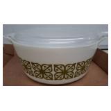 Pyrex Casserole Dish with Lid, Butterfly Gold Patt