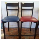 Wooden Bar Stools With Vinyl Seats