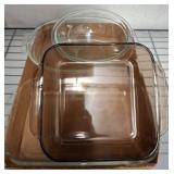 Glass Baking Dishes with Rounded and Square Shapes