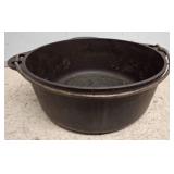 Griswold Cast Iron No. 8 Tite-Top Dutch Oven