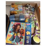 Lot: Toy Puzzle, Rope Tug, Figures