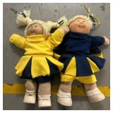 Cheerleader-Themed Dolls in Yellow/Blue