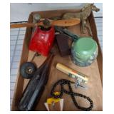 Lot: Decor, Model Propeller, and Trinkets