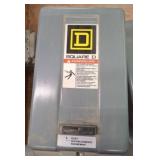 Square D Enclosure and Model 8911DPSG23V09 Starter