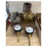 Pressure Gauges, Valve, and Gas Control Assembly