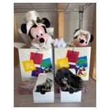 Disney Mickey and Minnie Collectibles Assortment