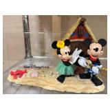 Disney Minnie and Mickey Polynesian photo holder F