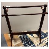 Mahogany-Finish Quilt Rack with Turned Posts