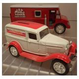 Die-Cast Model Trucks: Mac Tools and Ben Franklin