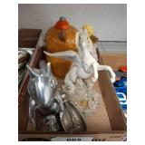Decorative Figurines and Accessories