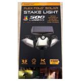 Farpoint Flex Fold Solar Stake Light, 500 Lumens