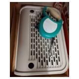 Organizer and Retractable Leash
