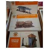 HO Scale Bachmann Plasticville Building Kits