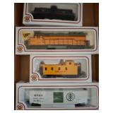 Bachmann HO Scale Train Car Set of 4 in Boxes