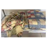 Vintage-Style Quilts and Fabric Pieces