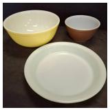 Pyrex Bowls and Plate Set