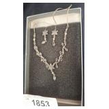 Flower Shaped Silver Plated Necklace and Earr