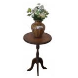 Wood Pedestal Table 14x24 with Vase and Flor
