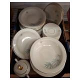 Z&Co. Mitterteich Bavaria Porcelain Dinnerset