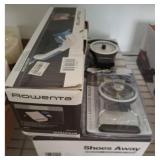 Household Utility Lot: Steamer, Luggage Scale