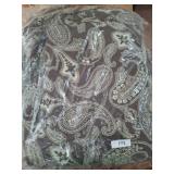 Paisley Pattern Comforter, Size Unknown