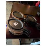 LOT 13 OVAL CAST IRON PANS