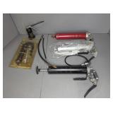 GREASE AND OIL GUNS