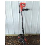 BLACK N DECKER ELECTRIC EDGER - GOOD CONDITION