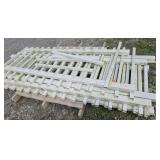 20 FT OF VINYL FENCING
