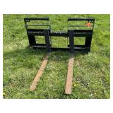 HLA  ATTACHMENTS 2000LBS CAP. QUICK ATTACH FORKS