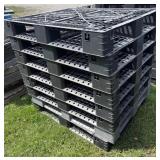 8 PLASTIC HEAVY DUTY PALLETS 40" X 48"