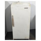 WHIRLPOOL 15.9 CU. FT. UPRIGHT FREEZER