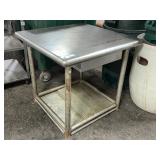 STAINLESS STEEL TABLE