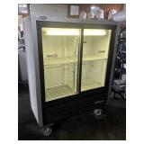 TRUE DOUBLE DOOR VENDING REFRIGERATOR